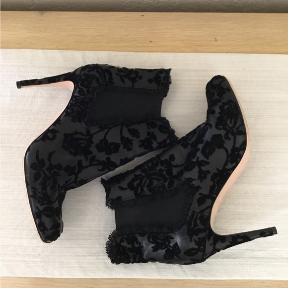 Red Valentino Black floral print size 38 - Picture 5 of 10